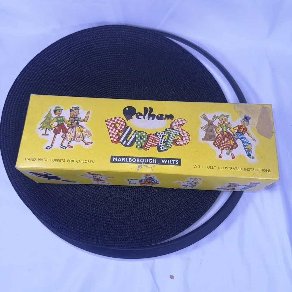 1963 Vintage Pelham Puppets Green Baby Dragon String Marionette COMES WITH BOX